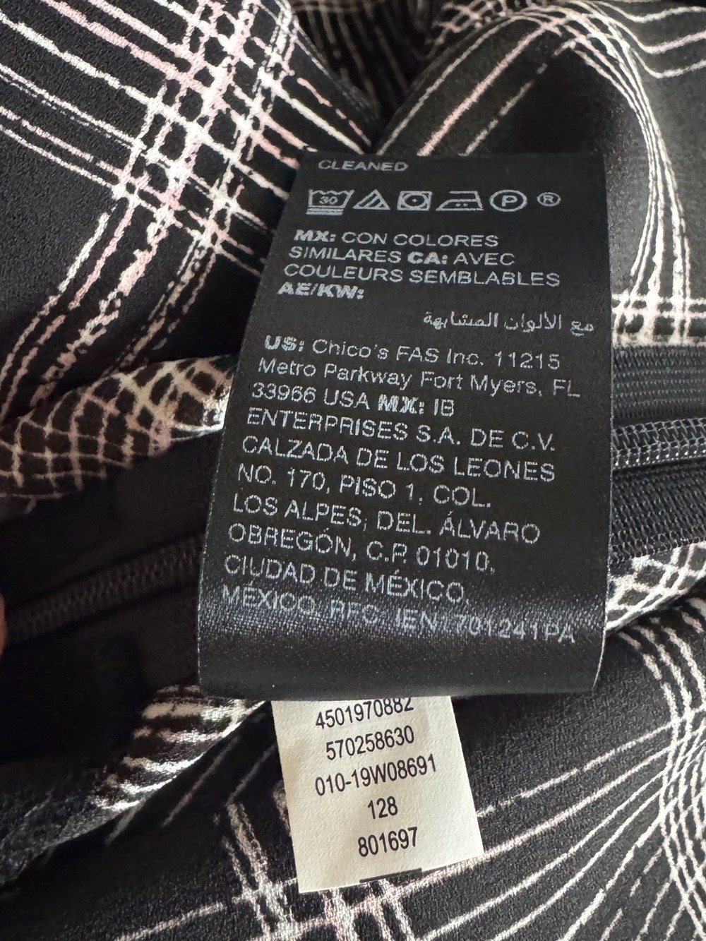White House Black Market V-Neck Camisole Blouse, Black Plaid, Size 6 - Picture 9 of 11